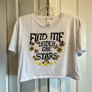 ALTR’D STATE - White Crop Top w 🌻Sunflowers “ Find Me Under the Stars”
